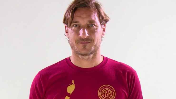 totti denunciato